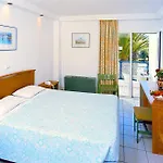 Hotel Doreta 4*