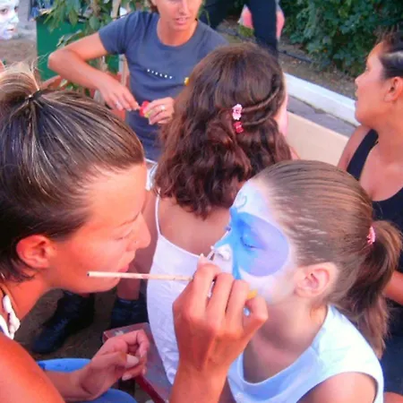 Doreta Теологос