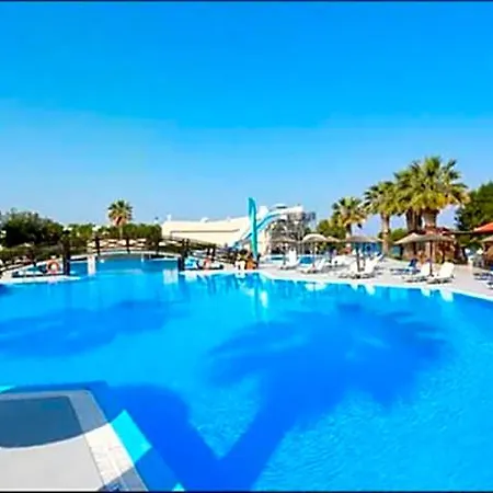 Hotel Doreta Theológos
