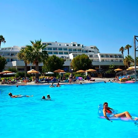 Hotel Doreta 4*