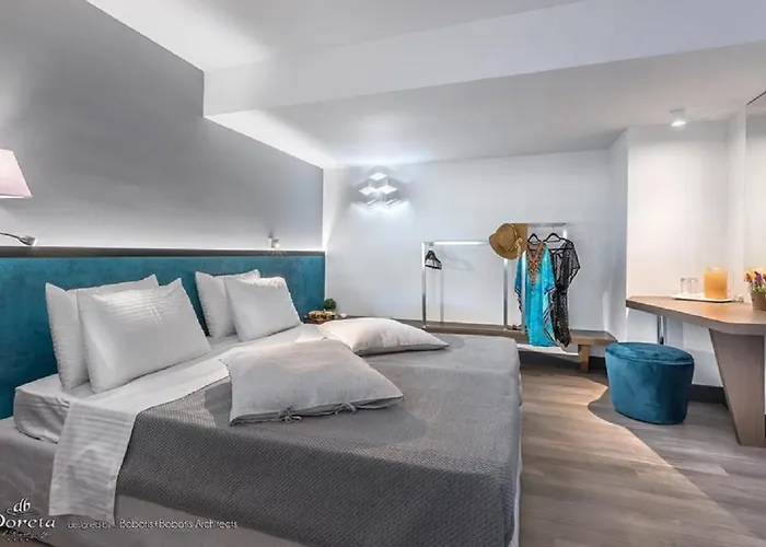 Otel Doreta Theológos