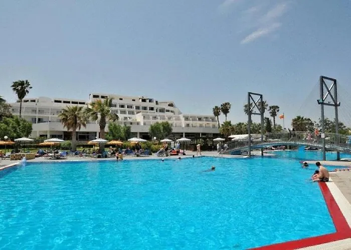 Doreta Hotel 4*