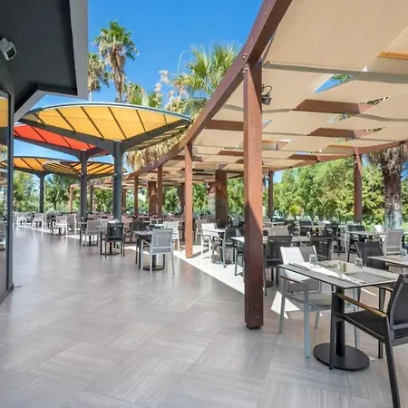 Hotel Doreta 4*