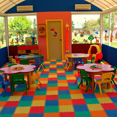 Hotel Doreta Theológos